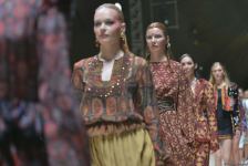 Azerbaijan holds presentation of new carpets, сolorful "AFFFAIR in Carpets" fashion show at Heydar Aliyev Center