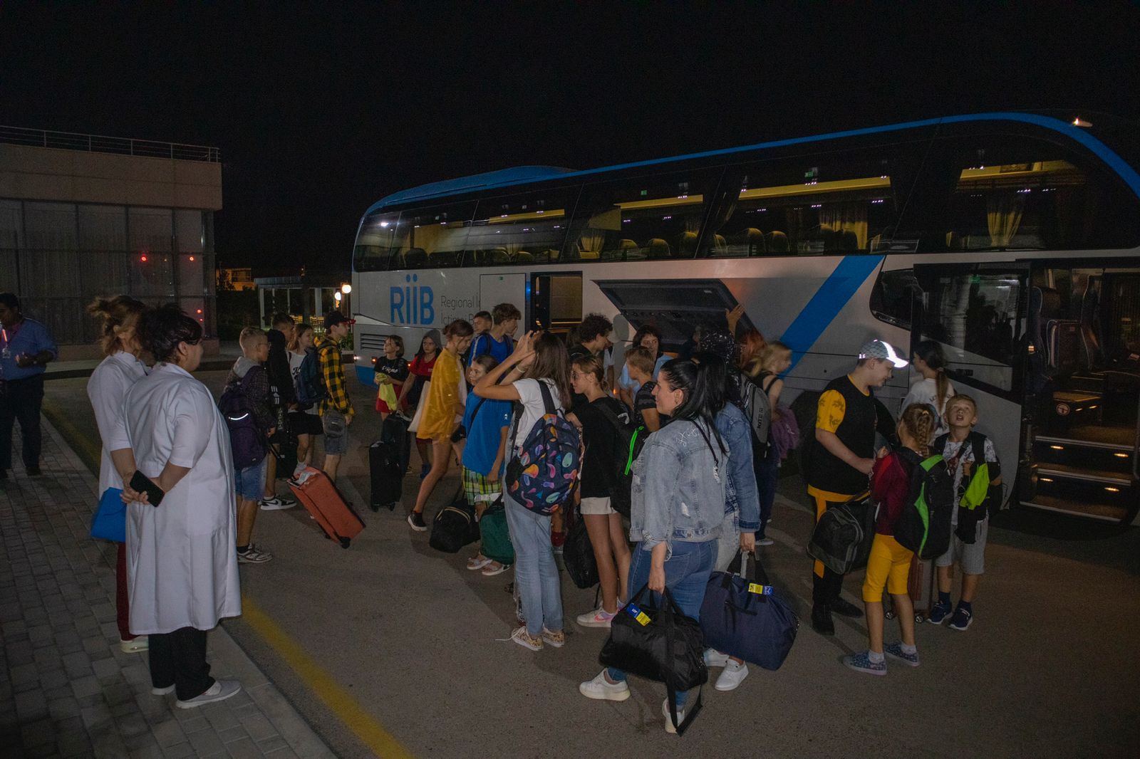 Group of children to undergo rehabilitation in Baku due to situation in Ukraine