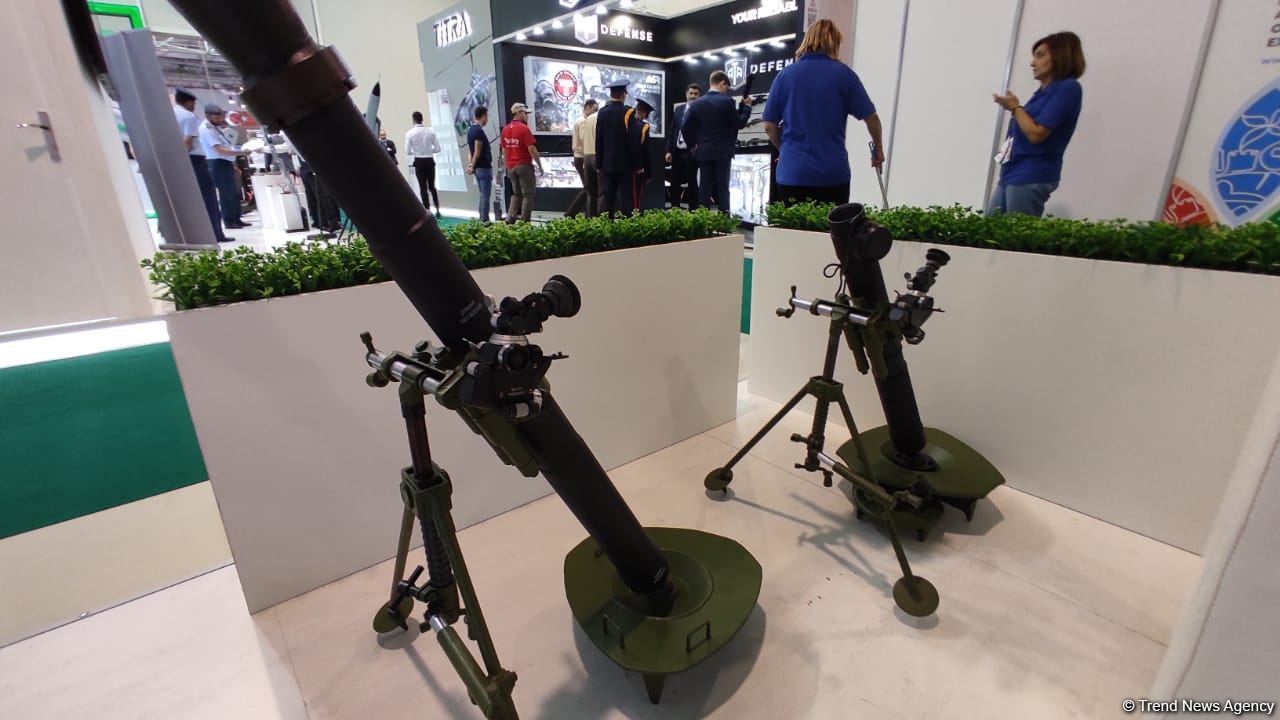 Azerbaijan demonstrates its mortars at ADEX-2022