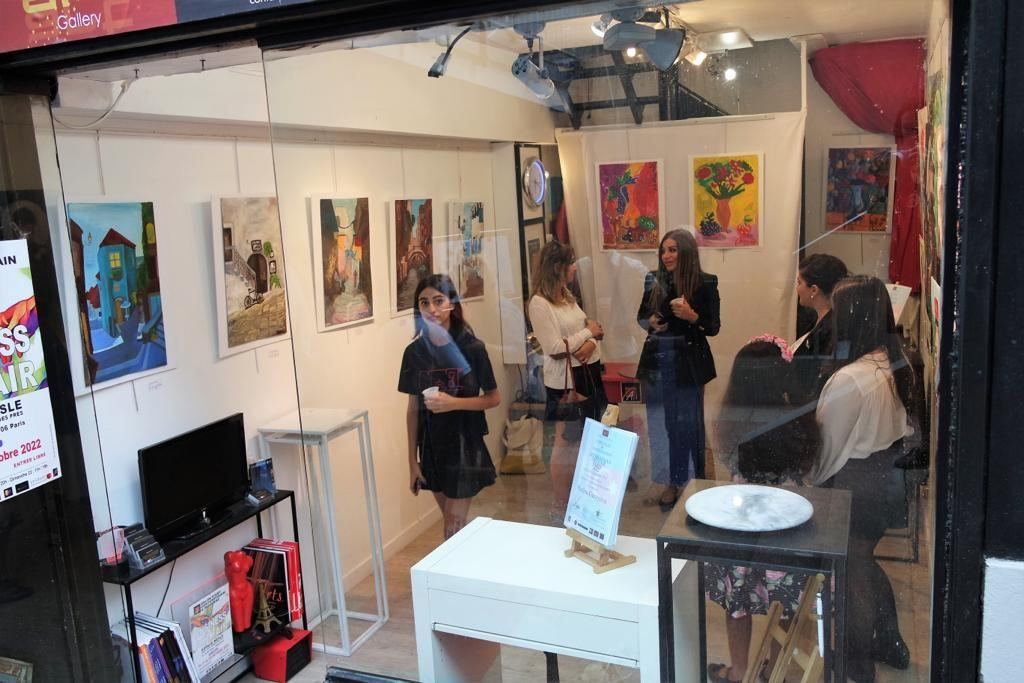 Young artists stun Parisian art lovers [PHOTO/VIDEO]