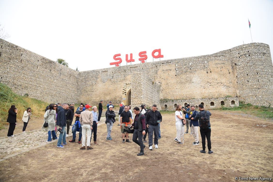 Foreigners get acquainted with consequences of Armenian vandalism in Azerbaijan's Shusha (PHOTO)