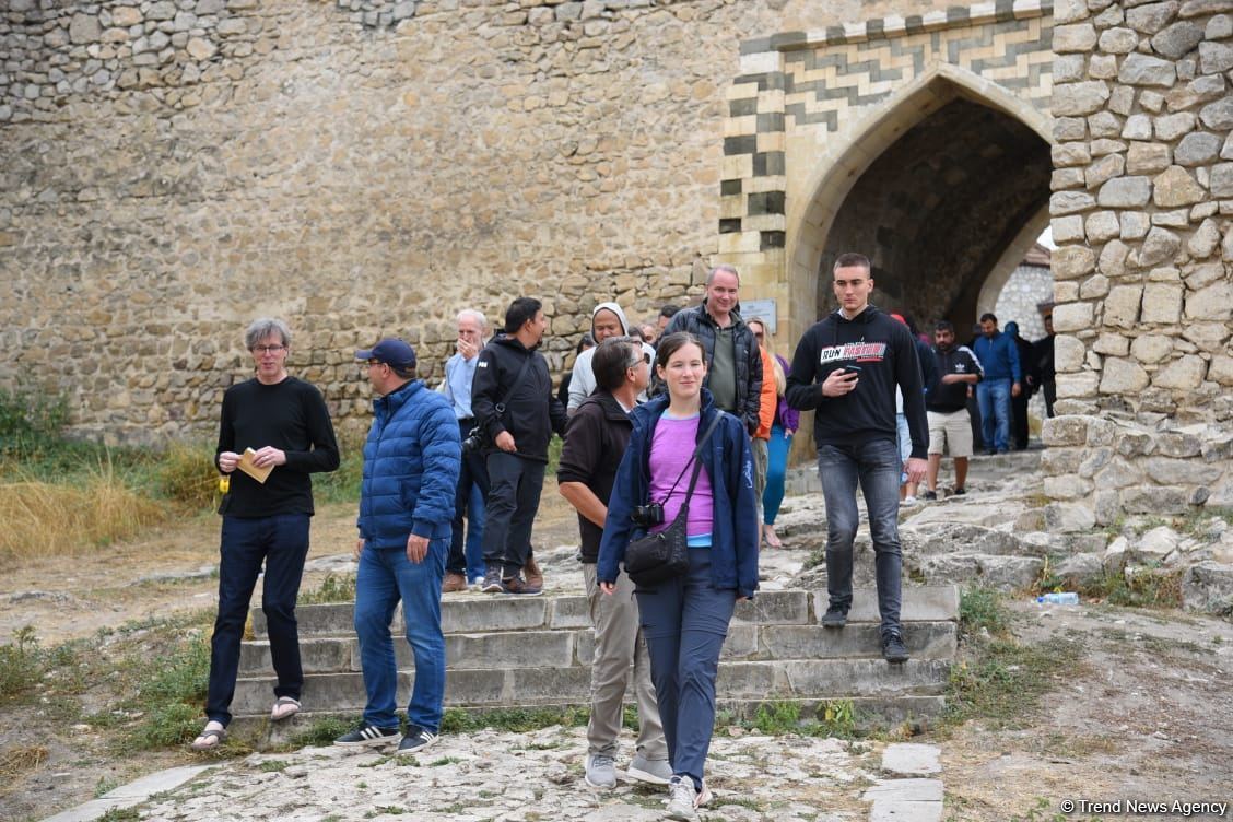 Foreigners get acquainted with consequences of Armenian vandalism in Azerbaijan's Shusha (PHOTO)