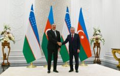President Ilham Aliyev meets with President of Uzbekistan Shavkat Mirziyoyev in Samarkand