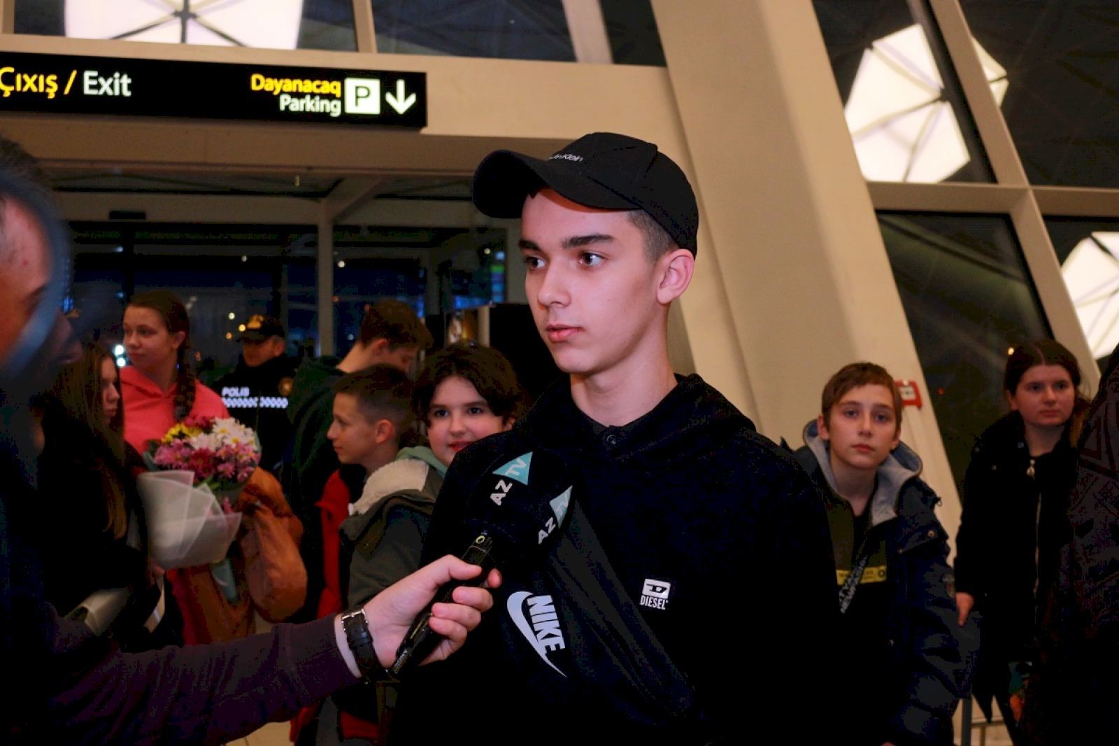 Ukrainian children, teenagers brought to Azerbaijan for rehabilitation