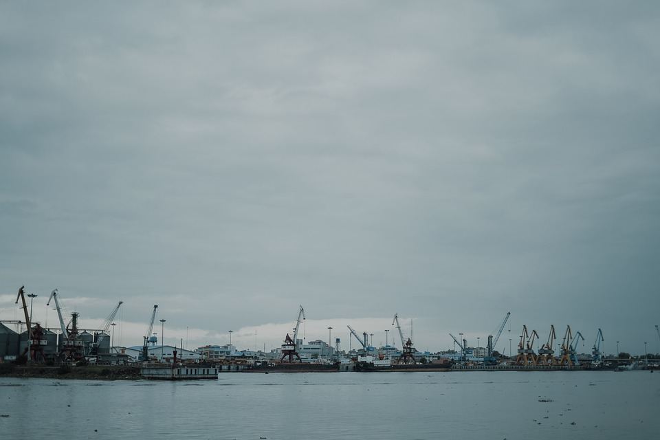 Iran sees growth in loading/unloading activity at Iran’s Qeshm Port