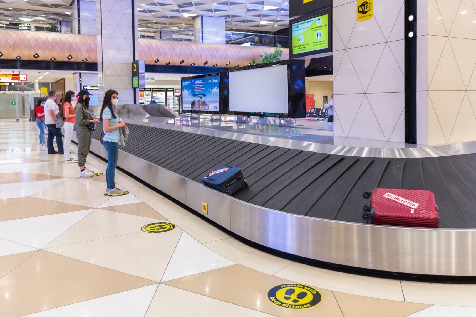 Inflow of visitors from Azerbaijan to Turkmenistan decreasing