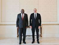 President Ilham Aliyev receives delegation led by VP of Cuba