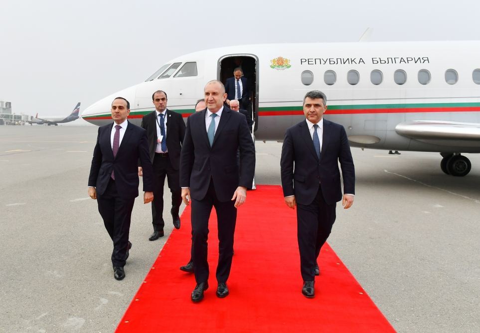 Bulgarian president arrives in Azerbaijan on working visit