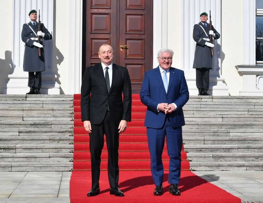 Meeting between President Ilham Aliyev and President of Germany Frank-Walter Steinmeier kicks off in Berlin