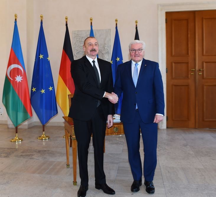 Meeting between President Ilham Aliyev and President of Germany Frank-Walter Steinmeier kicks off in Berlin