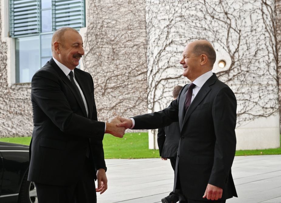 President of Azerbaijan Ilham Aliyev’s one-one-one meeting with chancellor of Germany Olaf Scholz kicks off