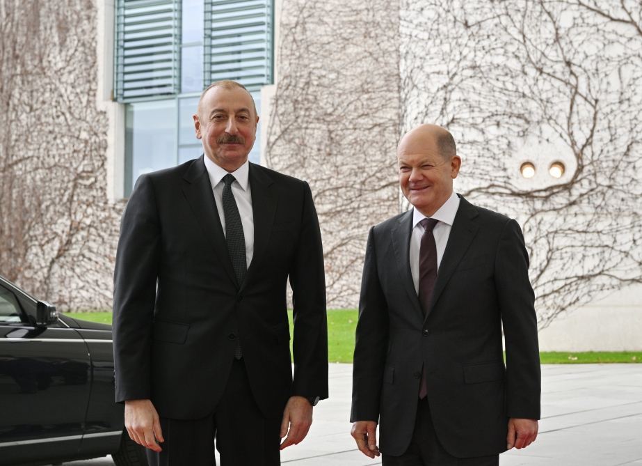 President of Azerbaijan Ilham Aliyev’s one-one-one meeting with chancellor of Germany Olaf Scholz kicks off