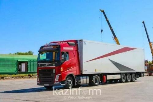 Cargo transit through Iran’s Mehran border customs up