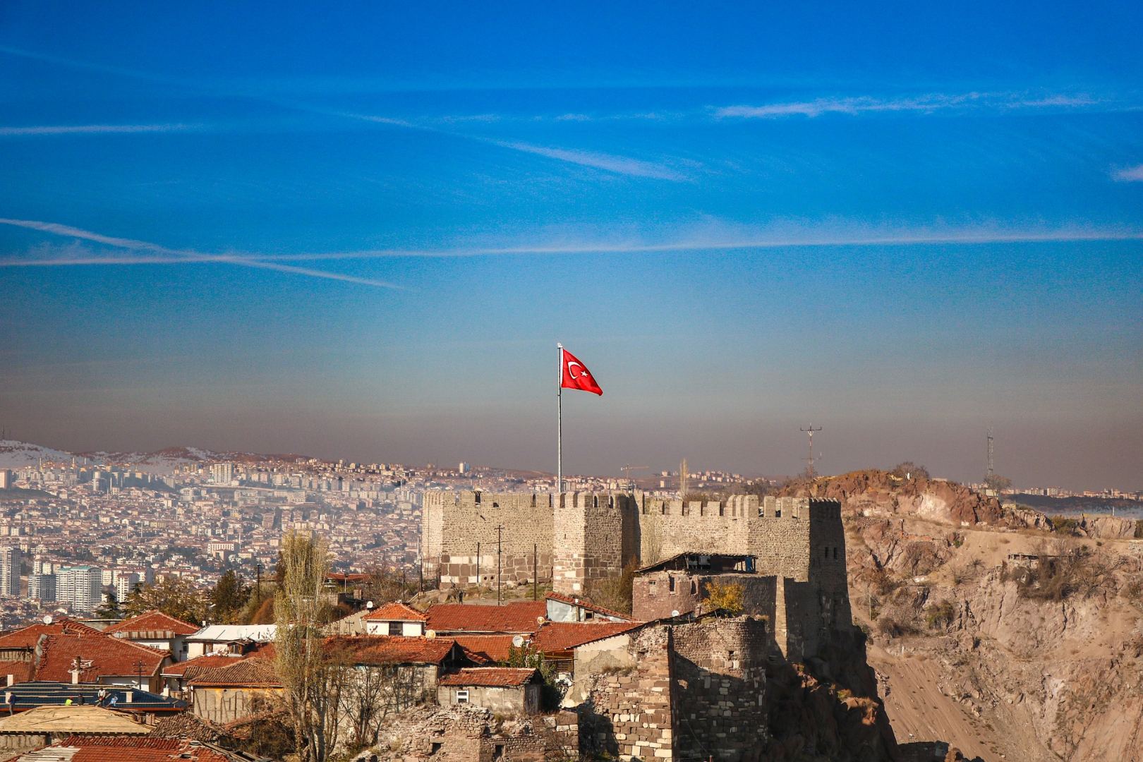 Number of properties purchased by US citizens in Türkiye down