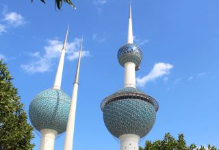 Parliament elections begin in Kuwait amid hopes of ending stalemate