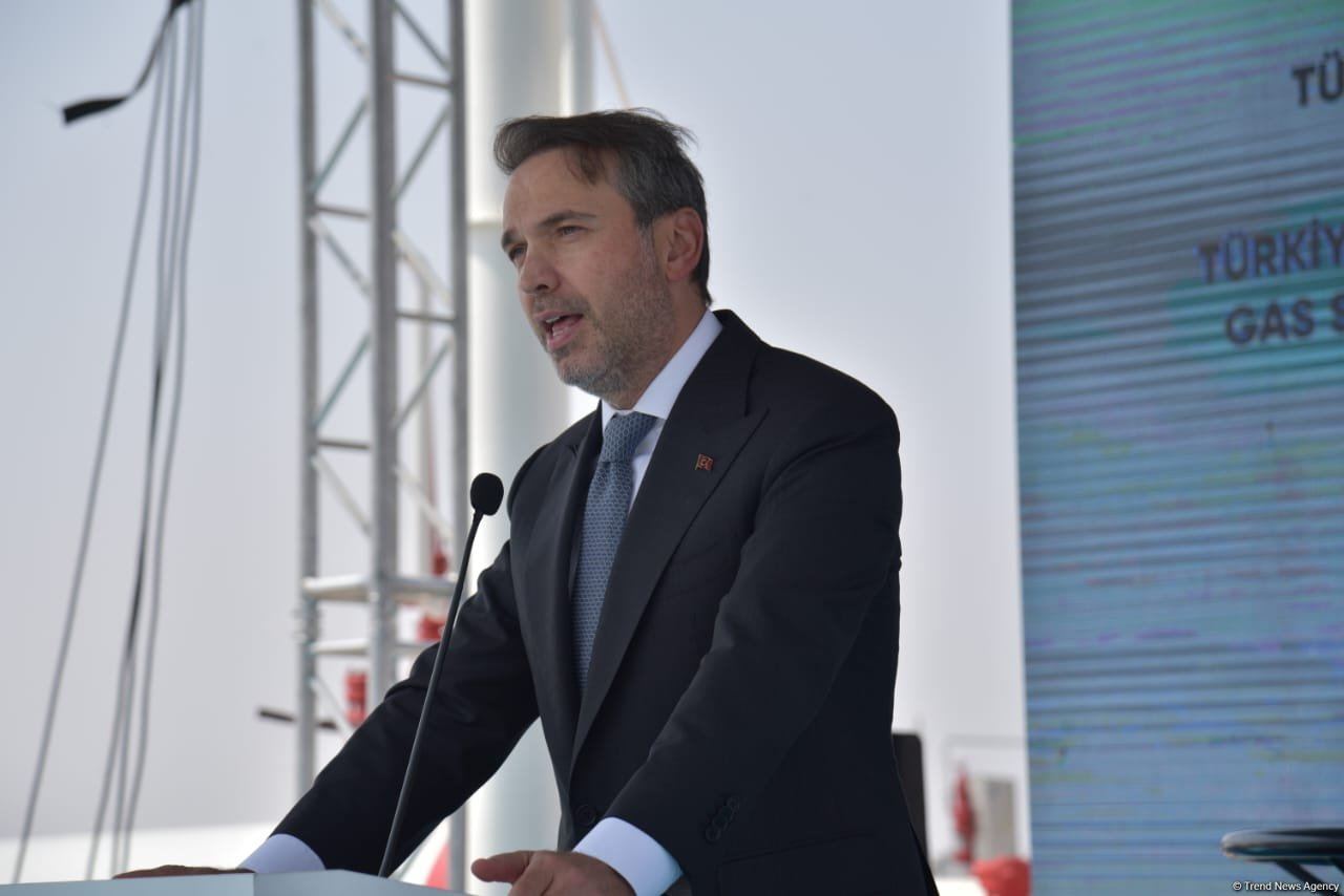 Turkish Minister signals expanding energy transit via Zangezur corridor