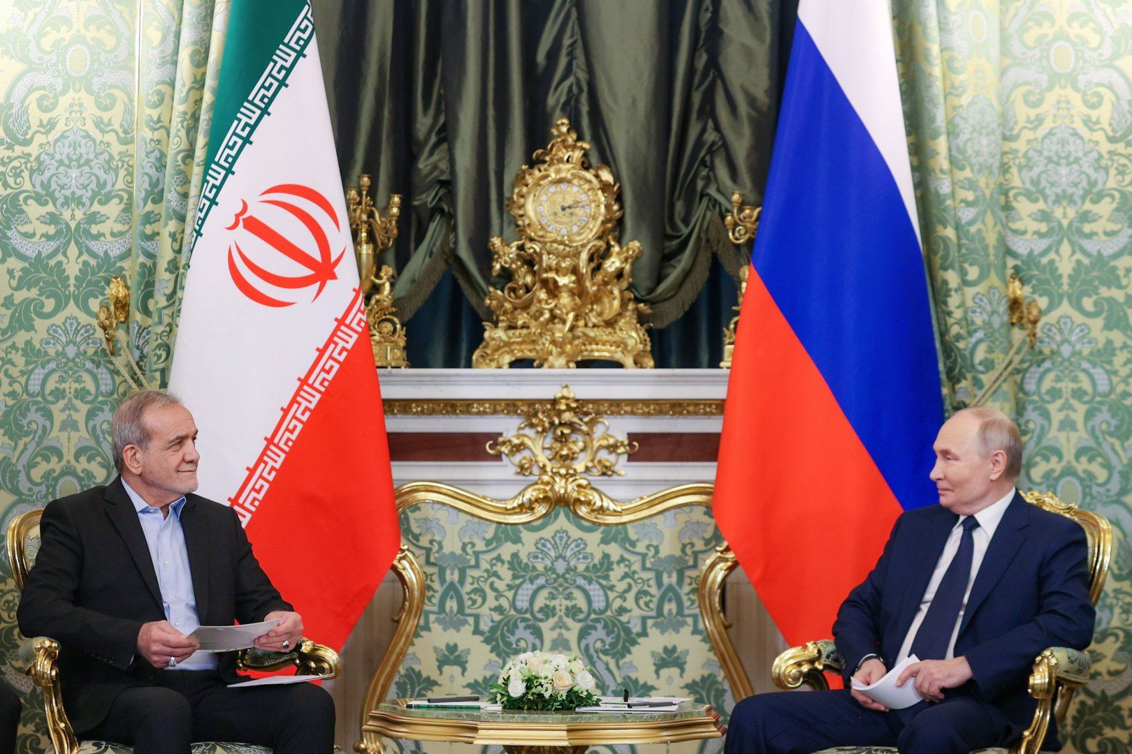 Iran, Russia put strategic partnership treaty into effect