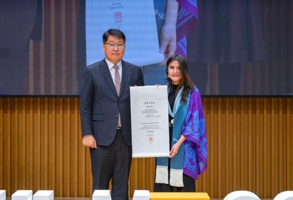 Azerbaijani scholar recognized for promoting culture in South Korea