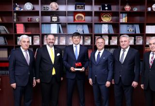 Fuad Muradov meets Kars education and culture foundation delegation