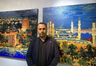 Istanbul-inspired art exhibition explores urban memory and light