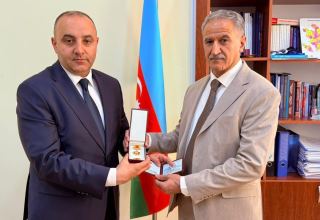 Azerbaijan recognizes doctor’s role in strengthening diaspora