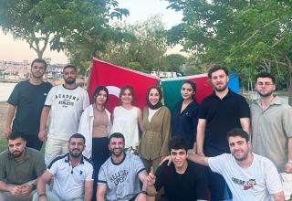 Azerbaijani youth in Türkiye celebrate National Salvation Day